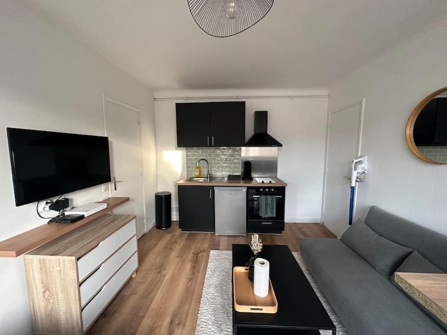 Appartement Proche Paris Et Metro - Parking Prive ميزو الفورْ المظهر الخارجي الصورة