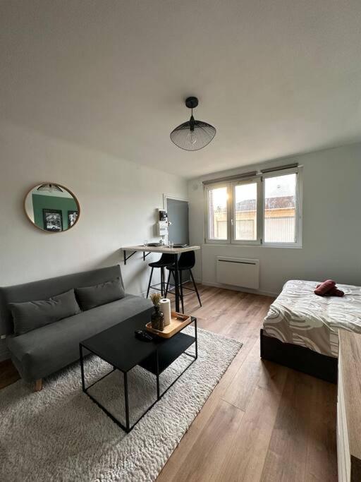 Appartement Proche Paris Et Metro - Parking Prive ميزو الفورْ المظهر الخارجي الصورة